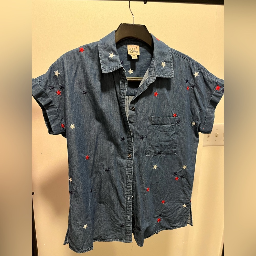 Como Vintage short sleeve jeans blouse with red white and blue embroidered stars